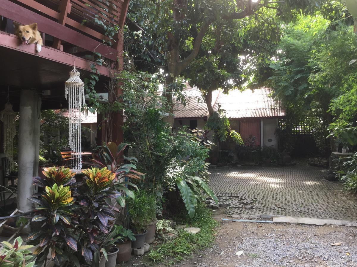 Baan Songjum Hotel Чиангмай Екстериор снимка