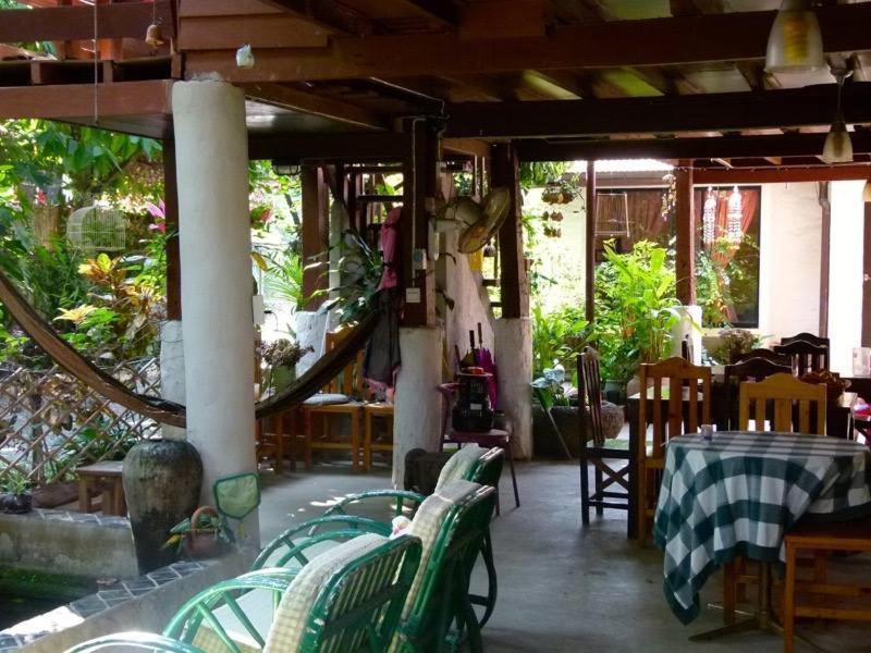 Baan Songjum Hotel Чиангмай Екстериор снимка
